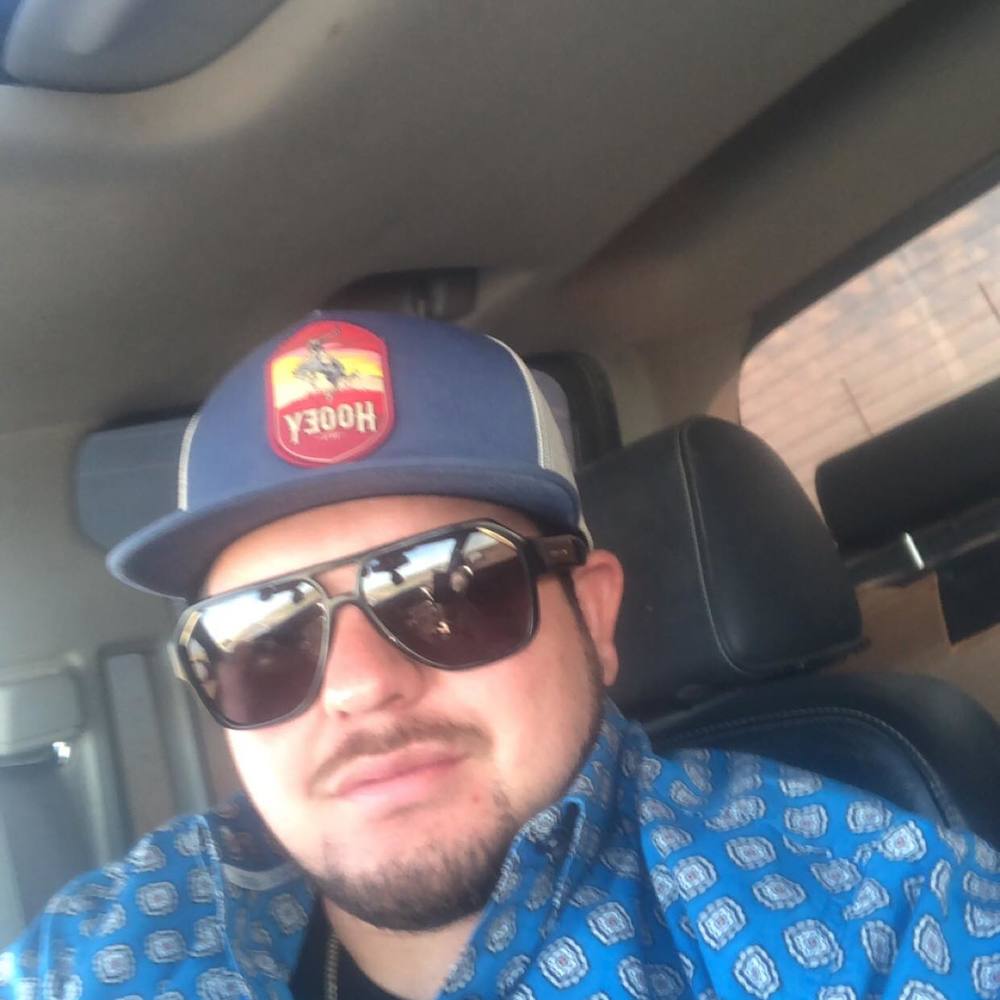 Meet your Posher, Arnulfo